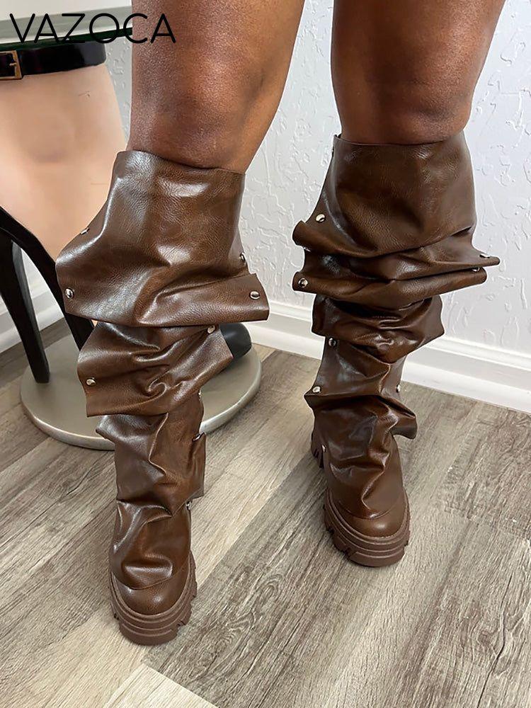 Leather Press Stud Round Toe Boots