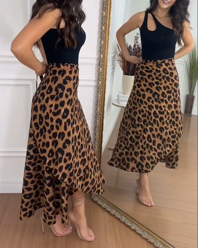 Leopard Print Skirt With A Hip Wrap (Pre-Sale)