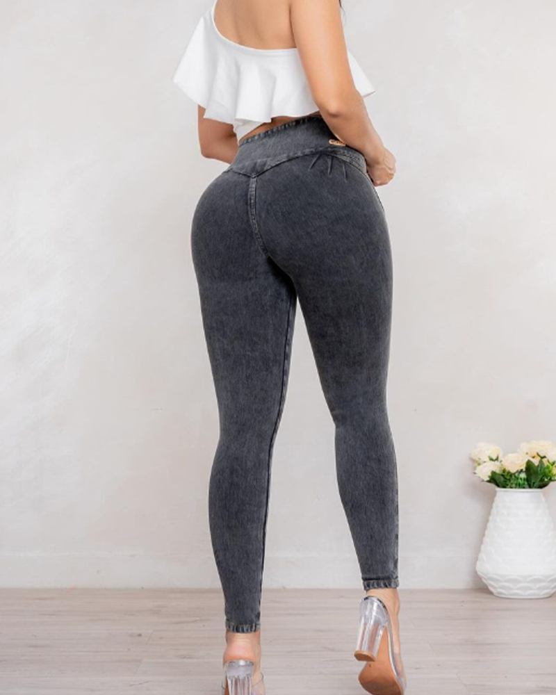 Elastische Slim-Jeans mit hoher Taille (Vorverkauf)