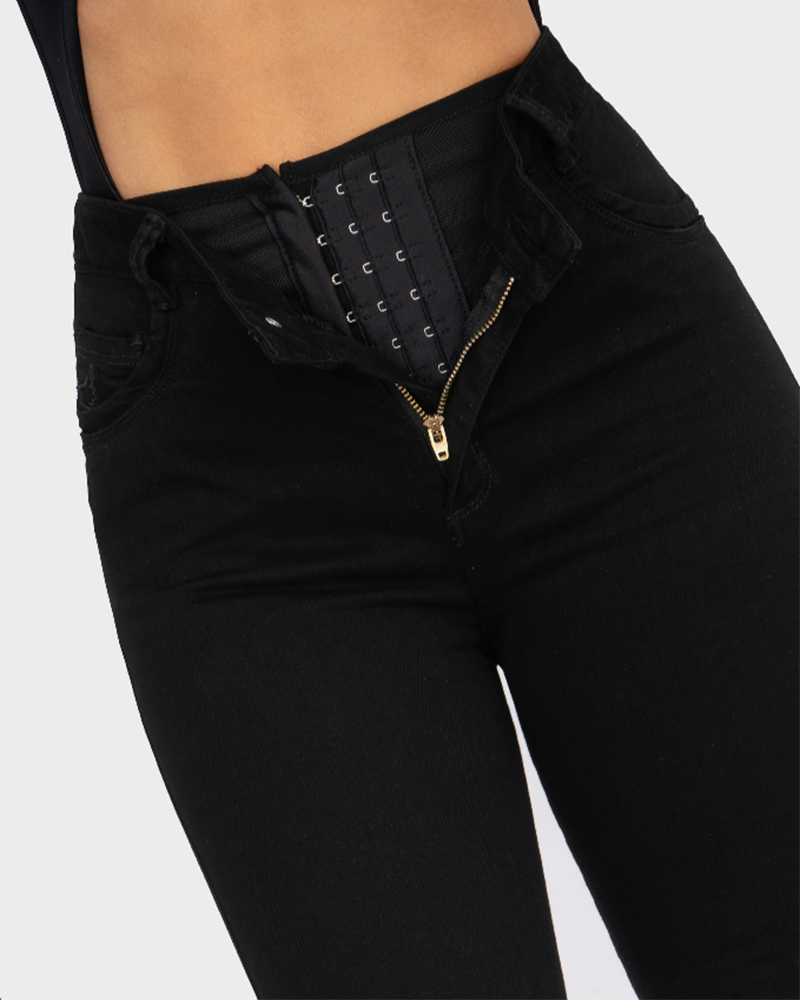 Tummy-Control High-Waist Jeans (Pre-Sale)