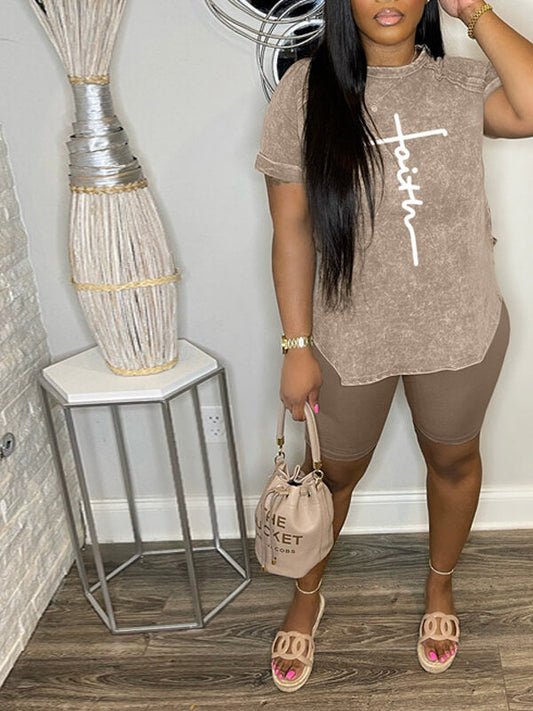 Logo Printed Slit Tee & Biker Shorts Set-Clearance