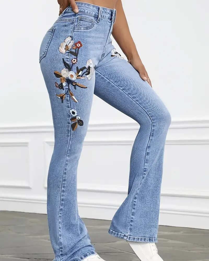 Embroidered Flared Trimmed Jeans