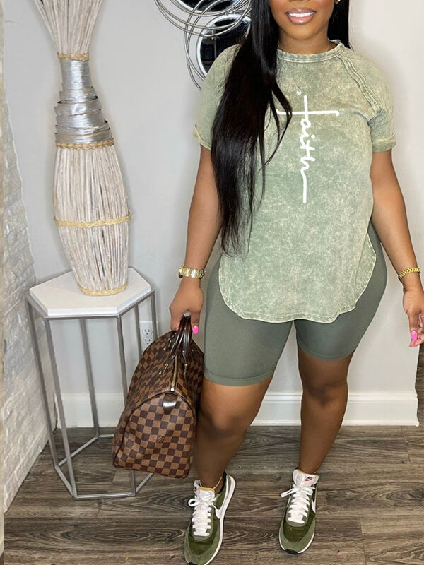 Logo Printed Slit Tee & Biker Shorts Set-Clearance