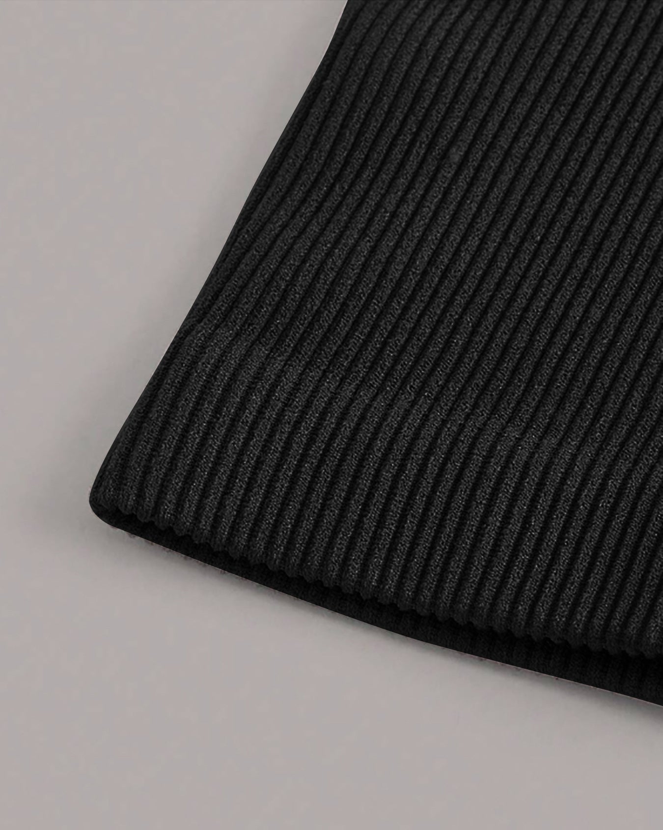 Threaded Seamless Vest