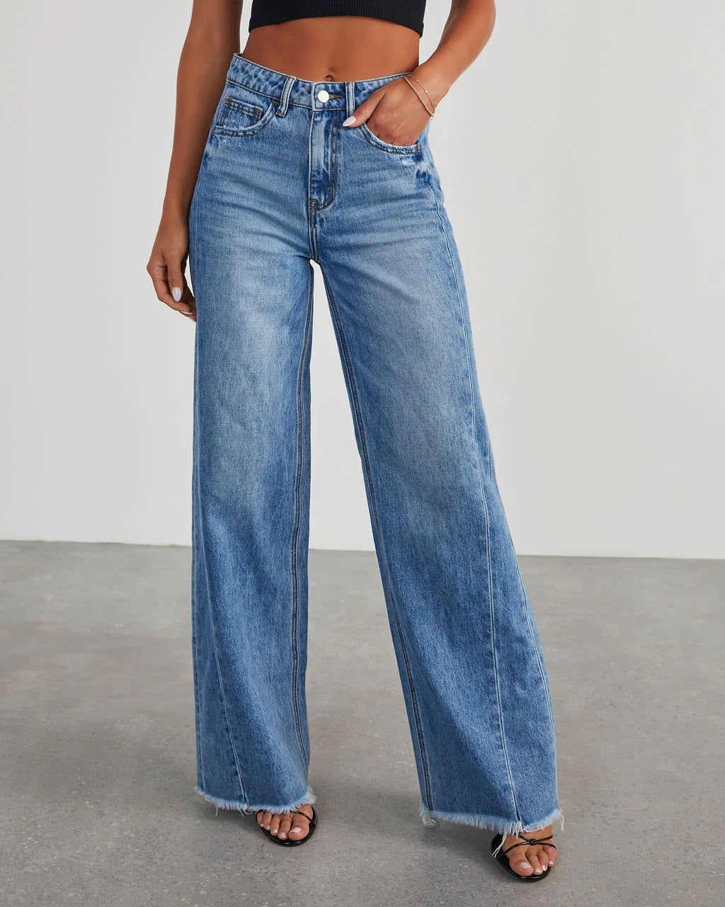 Relaxed Wide-Leg Side-Seam Paneled Frayed Hem Jeans