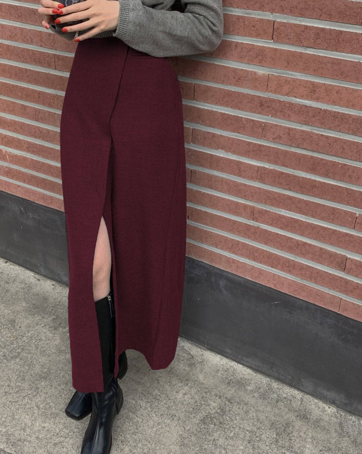 She's Effortless Slit Maxi Skirt Burgundy