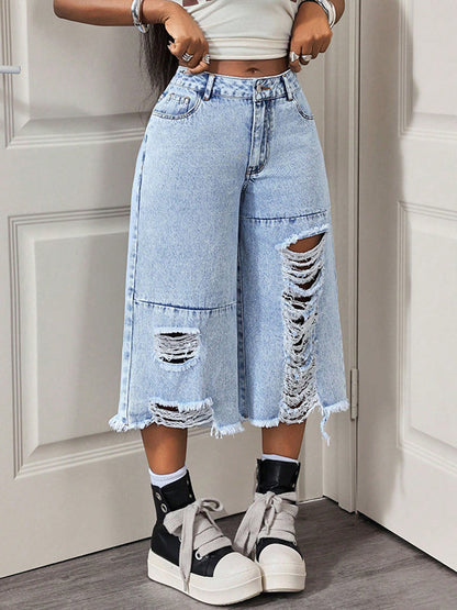 Ripped Capri Jeans