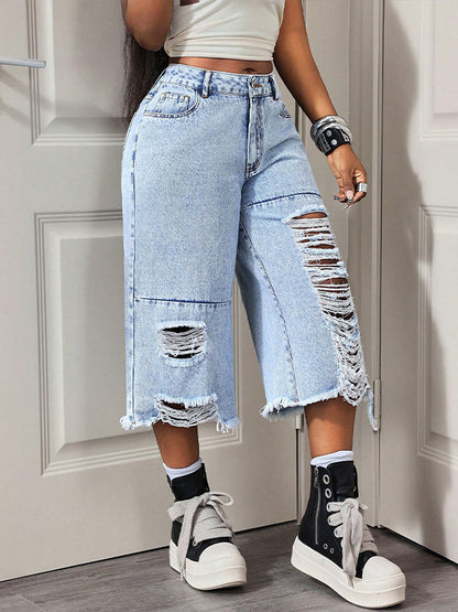 Ripped Capri Jeans