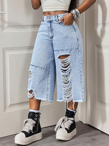Ripped Capri Jeans