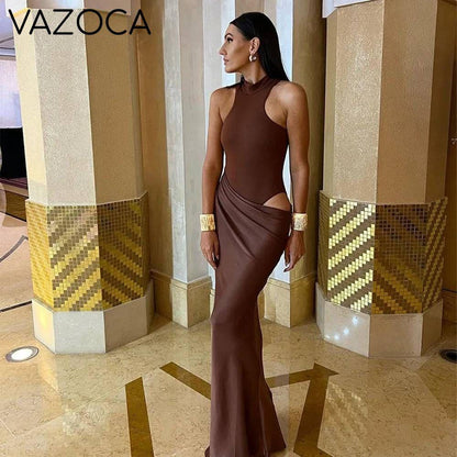 Kassi Turtleneck Maxi Dress