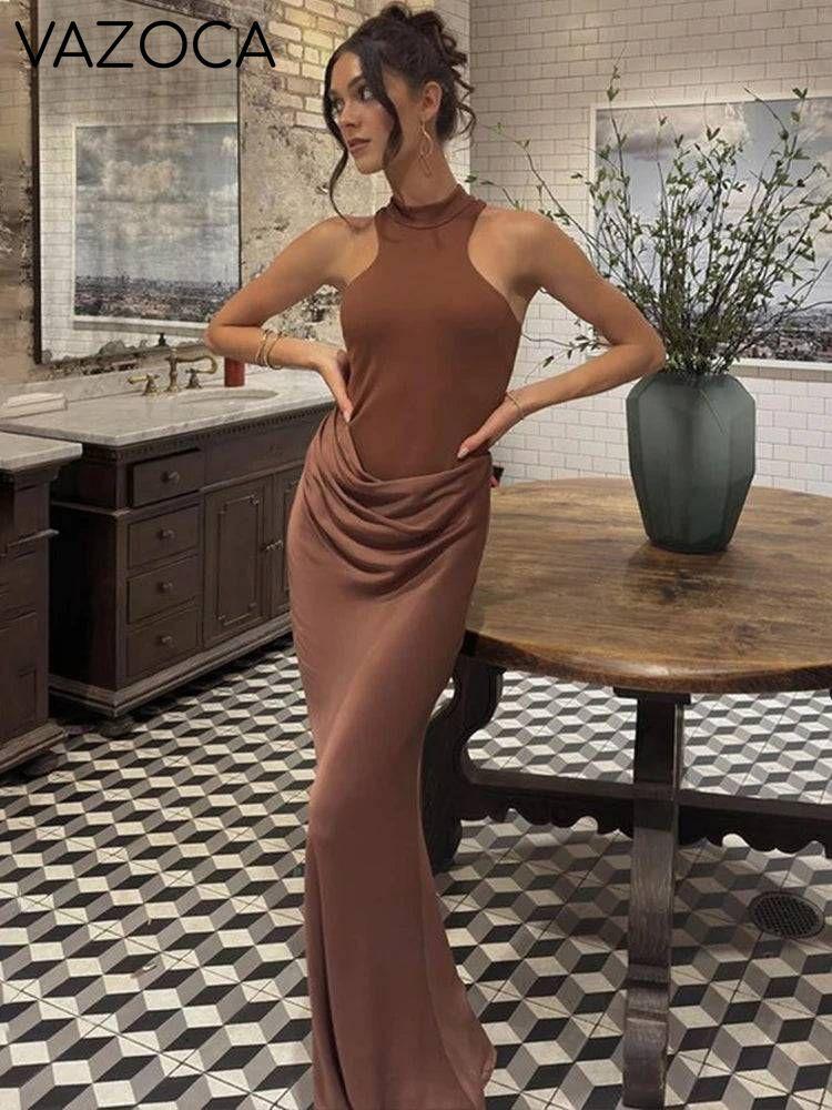 Kassi Turtleneck Maxi Dress