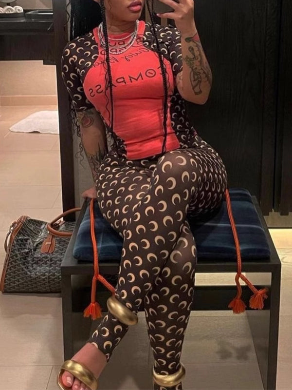 Printed Tee & Skinny Pants Set