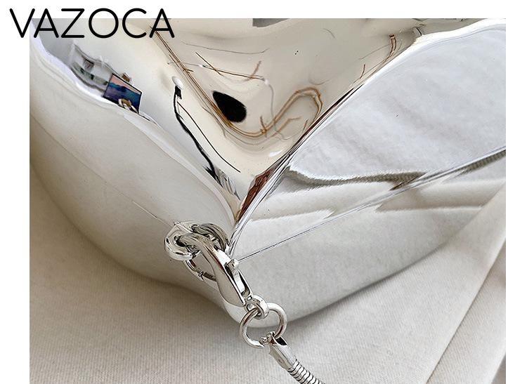Well-Shaped Shoulder Bag