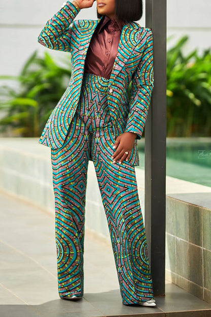 Stylish Allover Print Blazer & Pants Set