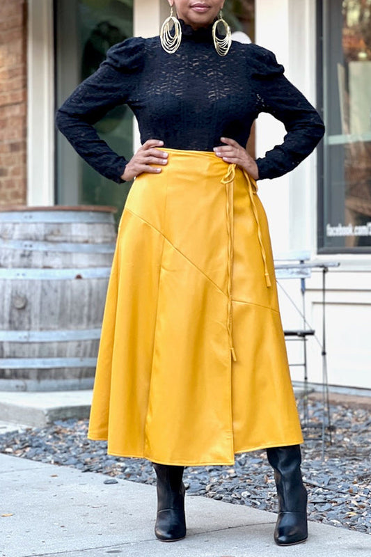 Stylish Faux Leather Belted Skirt