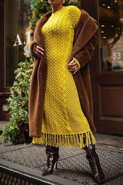 Stylish Round Neck Cable Knit Midi Dress