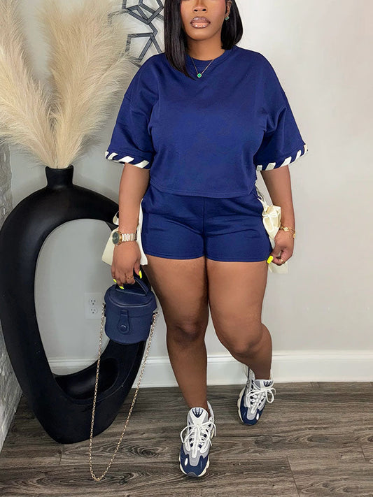 Contrast Crop Top & Bow Tie Shorts Set