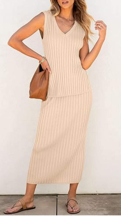 Women's V-neck Sleeveless Ribbed Skirt Suit