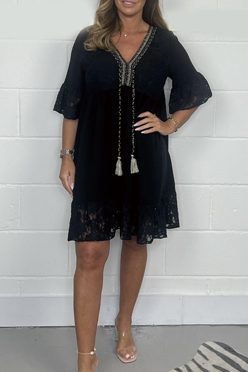 V-neck lace patchwork dress Black