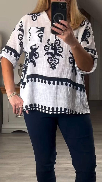 Vintage Print V-Neck Mid Sleeve Top