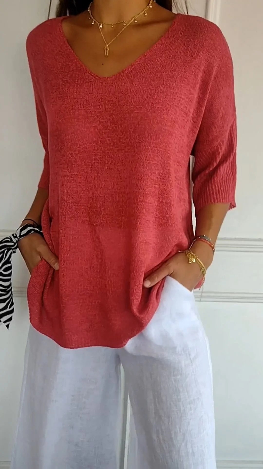 Solid Color Knitted V-neck Top red