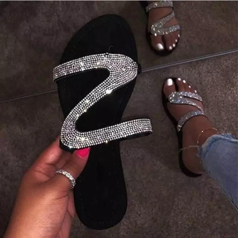 Rhinestone Z-shaped Flat Casual Sandals Color 2