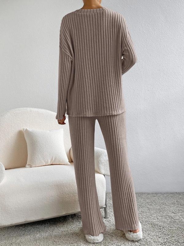 Temperament loose V-neck pit knitted suit