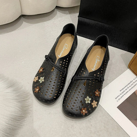 Women's Retro Hollow-out Soft Leather Shoes Black