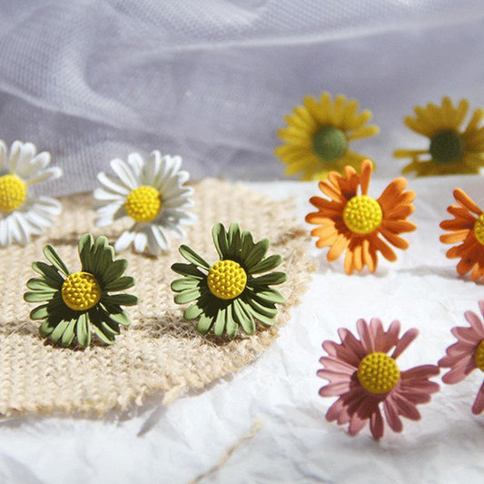 Little Daisy Earrings Japanese Temperament Earrings