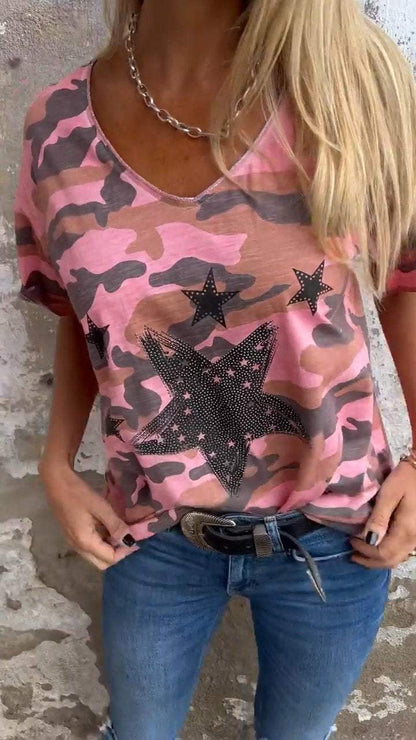 V-neck Short-sleeved Camouflage Star T-shirt Red