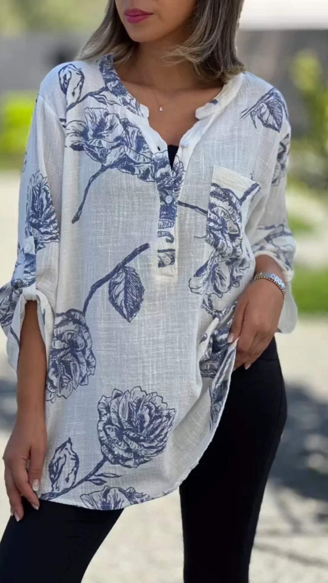 Cotton and Linen Printed V-neck Top White