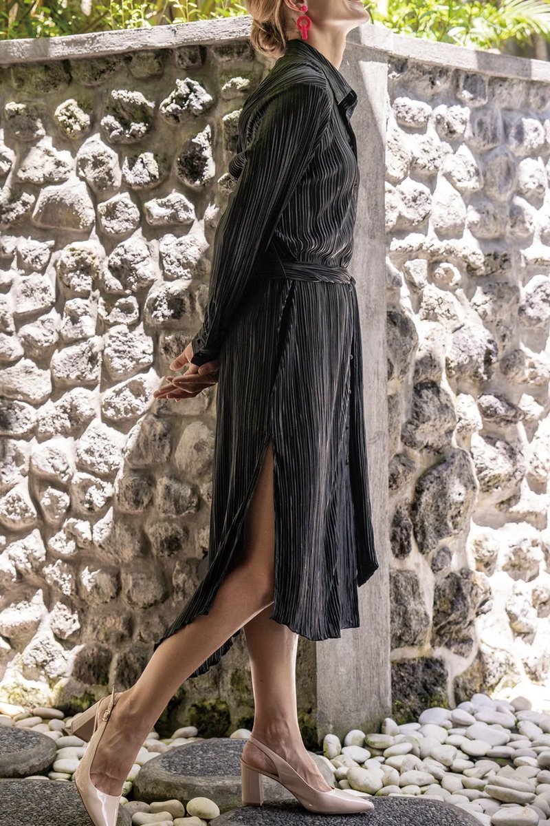 Pleated solid shirt dress