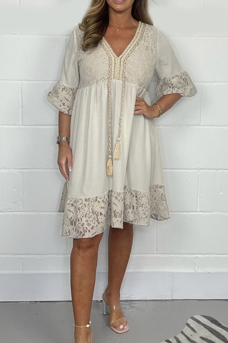 V-neck lace patchwork dress Beige