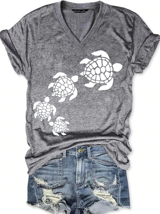 Nature Lover Sea Turtle Beach Casual V Neck Short Sleeve T-Shirt Gray